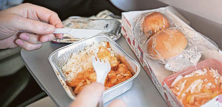 How to be kind to your stomach at 30,000ft