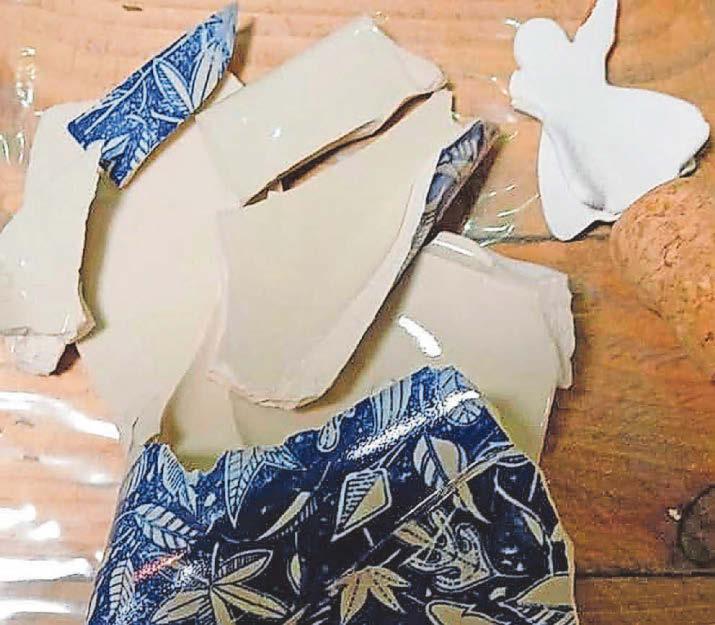 'Porcelain Poltergeist' back up to old tricks