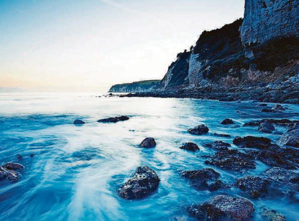 Council considers loan to ensure £2m work at cliffs can carry on as planned