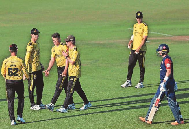 Up and running Gloucestershire see off Kent to seal first T20 win