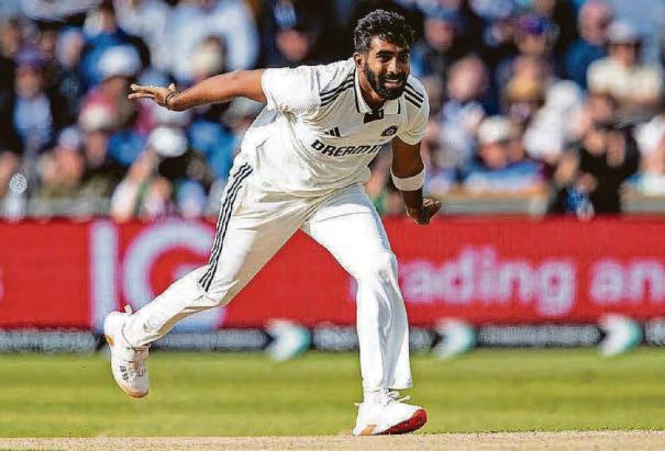 England set huge run chase in see-saw day