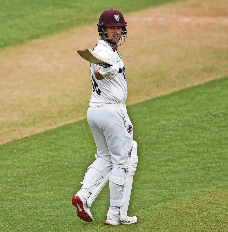 Dickson stays strong to earn rain-affected draw