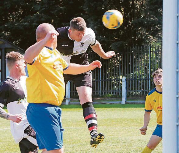 Trio depart Robins as rebuild begins