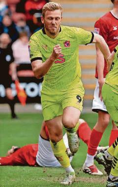 'It'd be fantastic to stay here and contribute to the history'