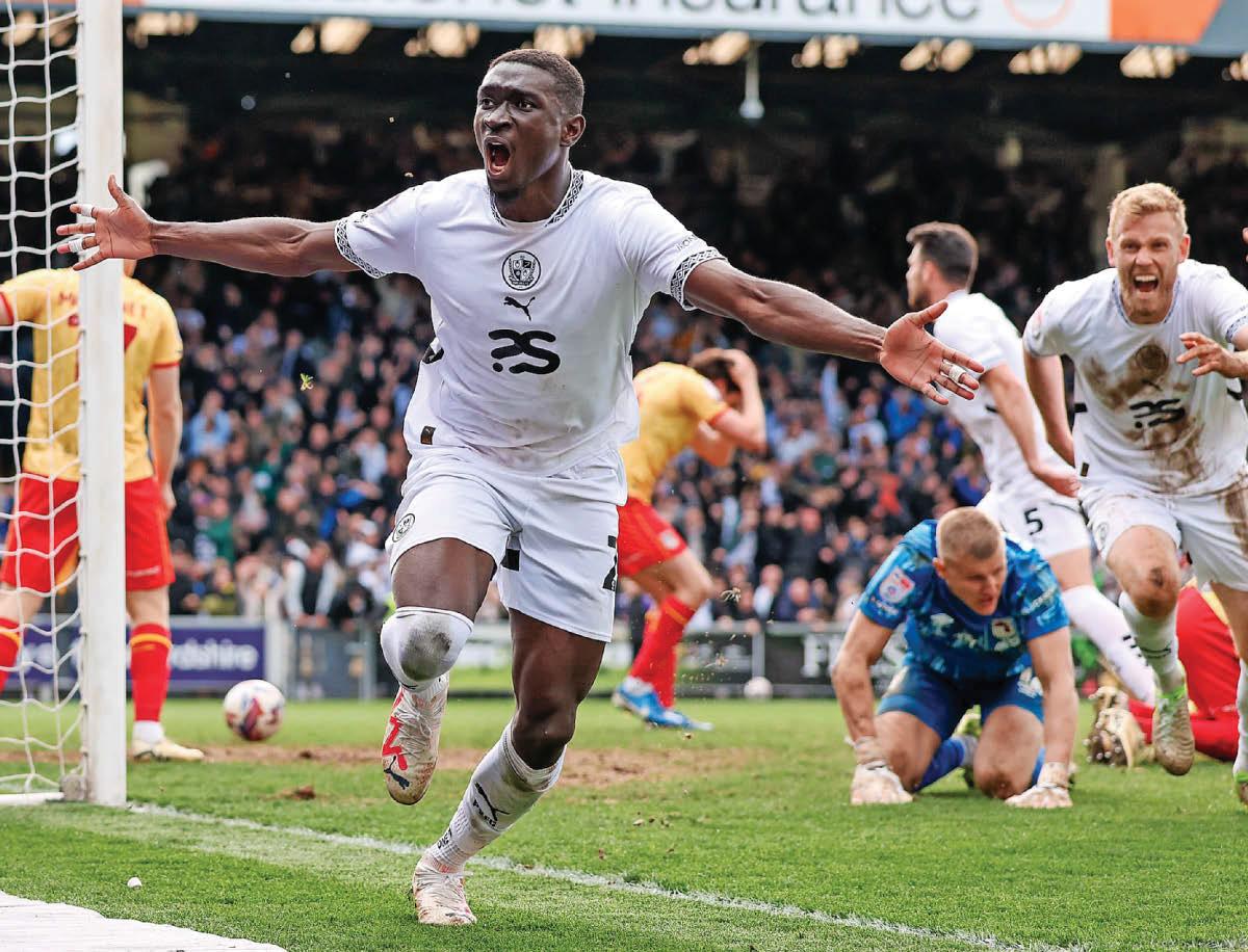 Rivals have presented Vale with perfect chance to seal the deal...