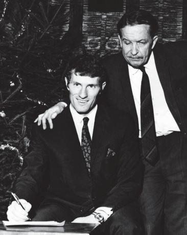 TRIBUTES TO FORMER POTTERS STAR WILLIE