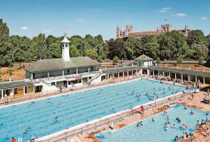Warnings as hot spell set to continue