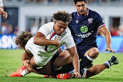 England storm to clean sweep