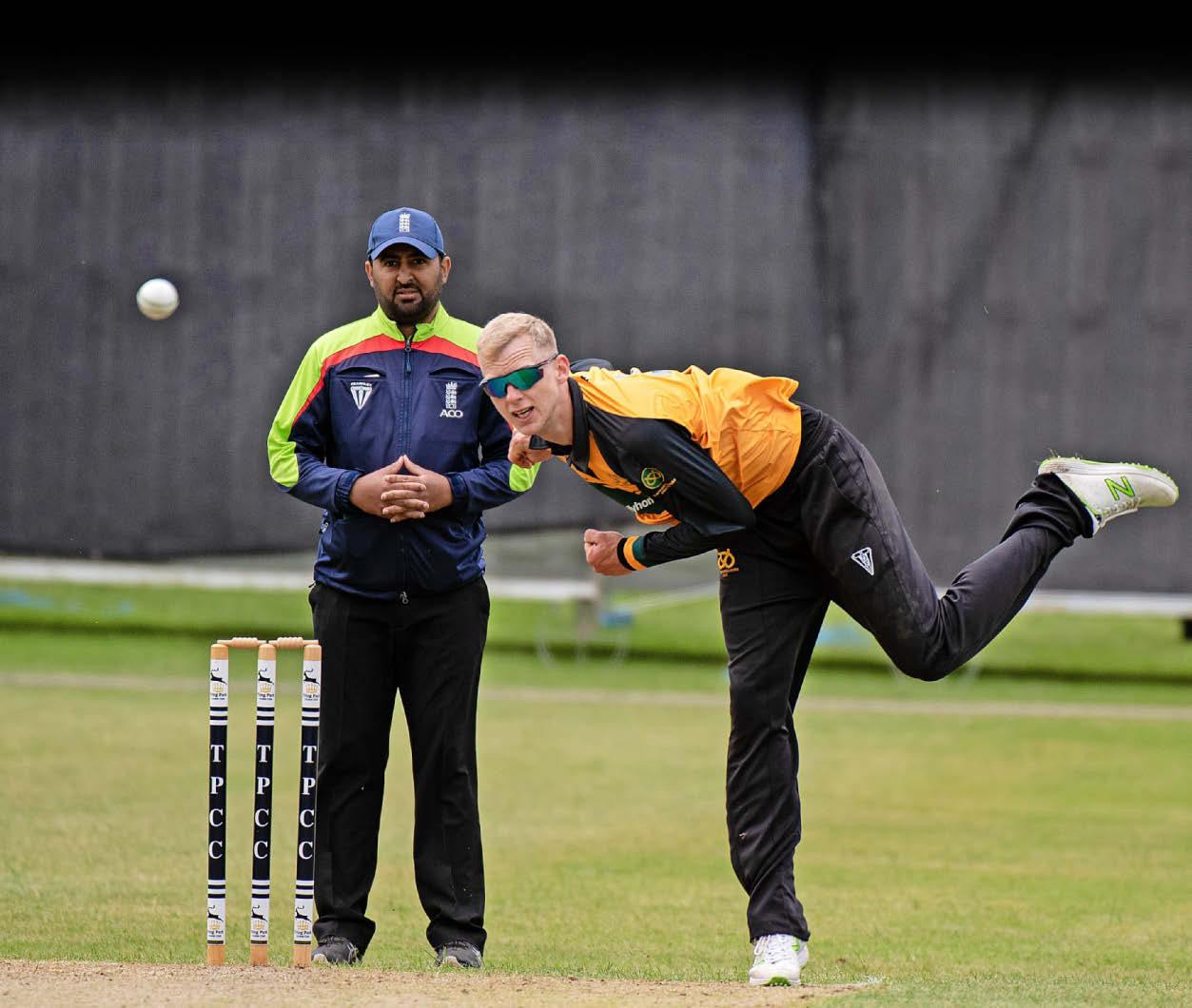 Staffs turn up the heat on day one in the Suffolk sun