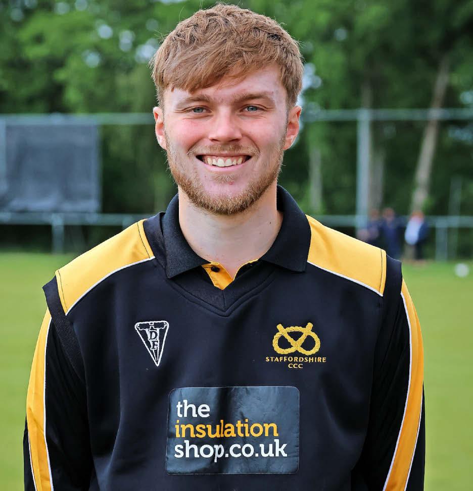 Staffs off the pace as rivals Bucks net first-day honours
