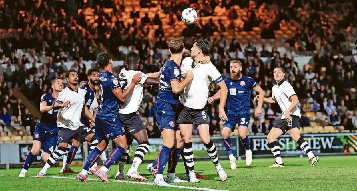 Heartache for the Valiants as two late goals condemn them to defeat