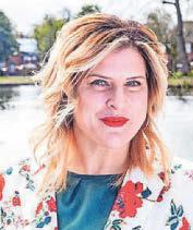 Tory leader quits for Reform