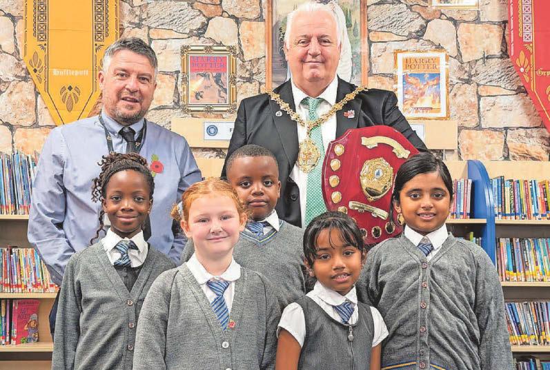 Pupils read for pleasure!