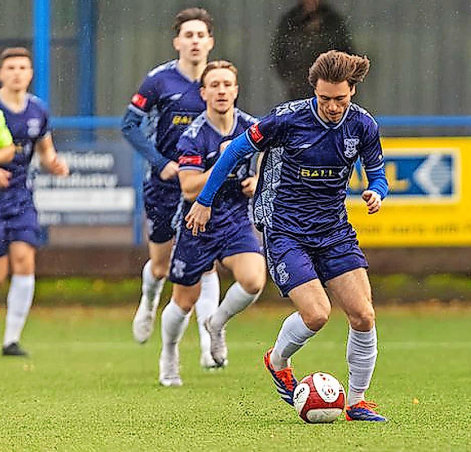 Leek benefit from helping hand to earn late point at home against Workington