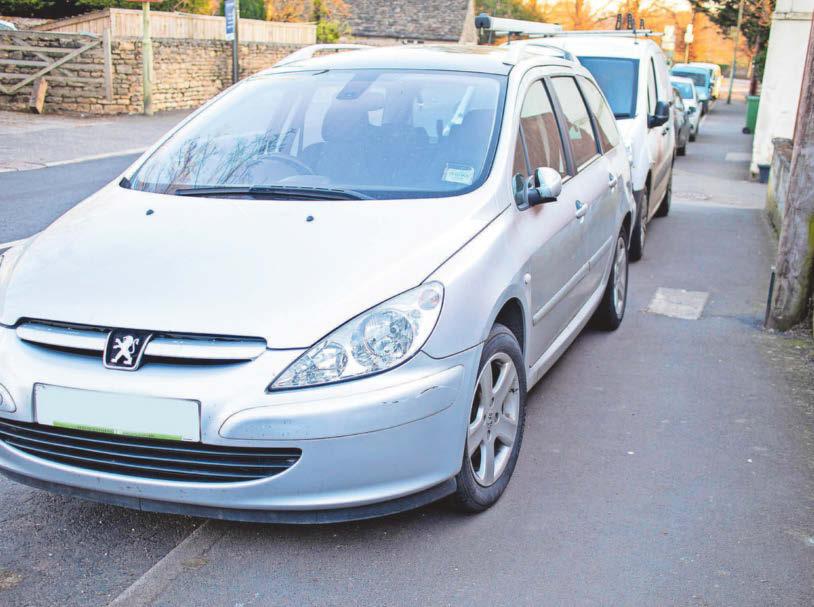Pavement parkers 'prevent families from getting about'
