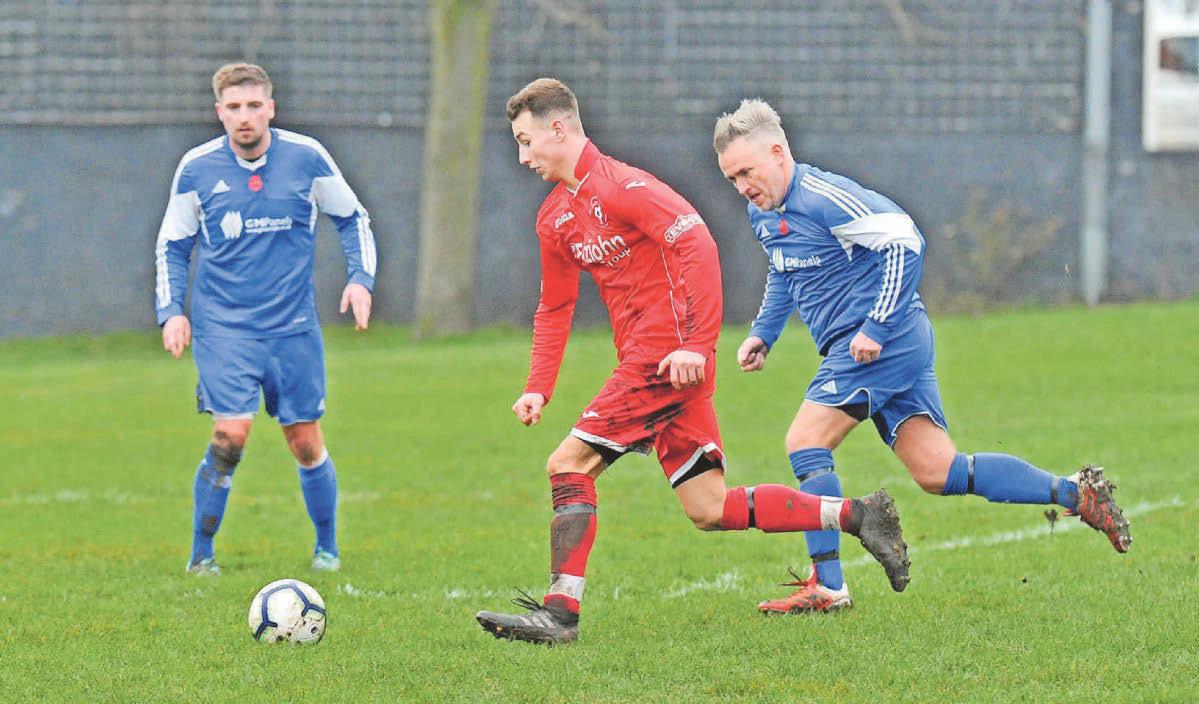 Lambourne strengthen position at the summit with routine win