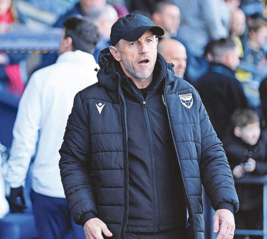 Could Rowett make quick return to management with Leicester?