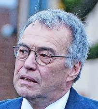 Labour MP Phil dies, 66