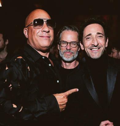 Moore the merrier as stars await drama of Oscars stage
