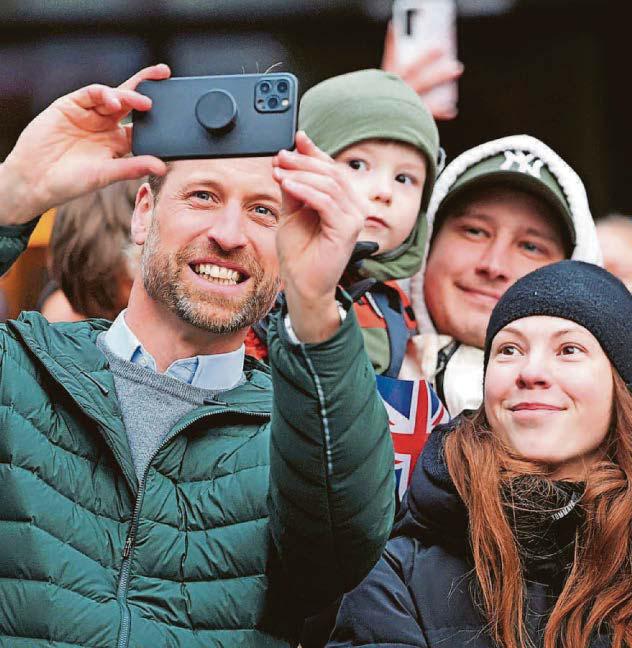 'Selfie King' on a Gen Z mission