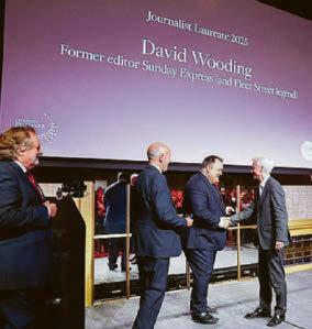 Sunday Express legend wins top journalism award