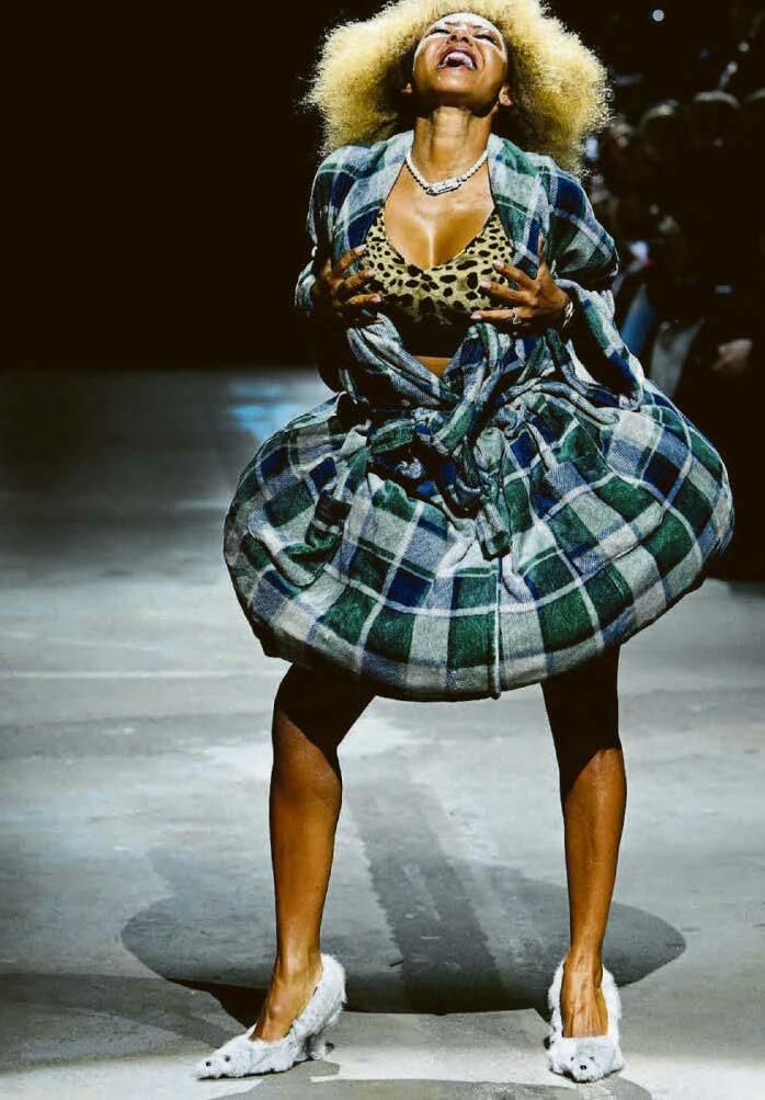 I Wannabee a catwalk model, says Mel