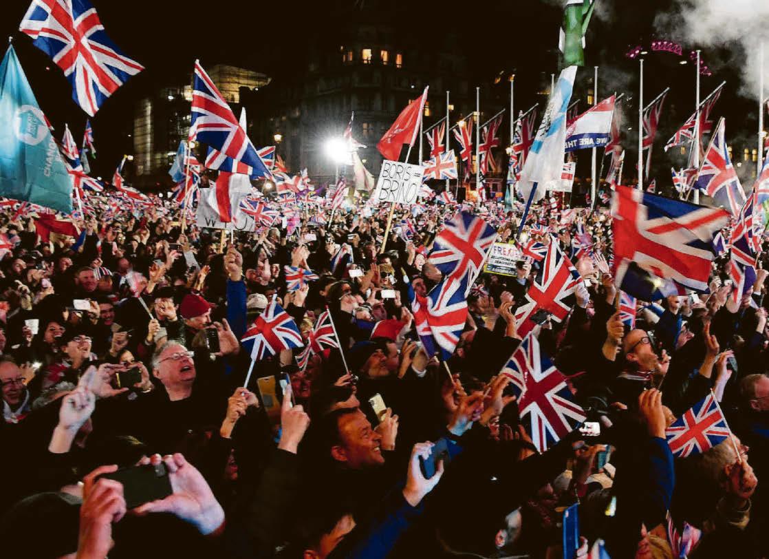 Veteran Brexiteers gather for 'fightback'