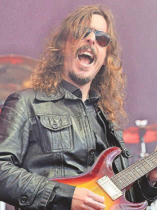 Prog rock legends announce summer concert