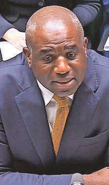 Pressure on ministers over prisoners released in error