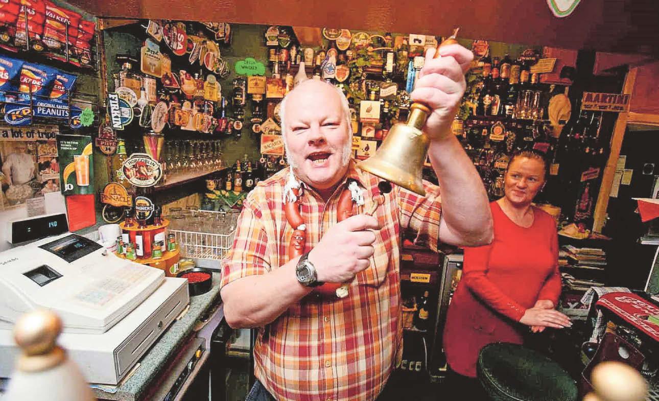 Ale lovers raise glass to 'best rural boozer'