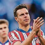 Harry's on fire as Bayern march on