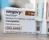 Young men bypass doctors in game of fat-jab roulette