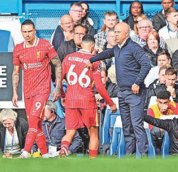 'Standards dipped' says Slot