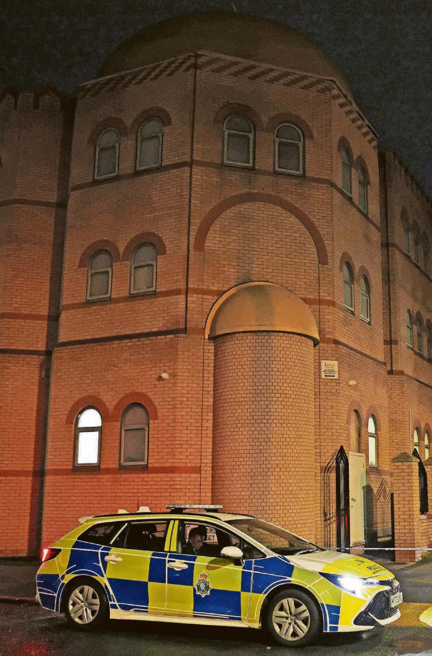 Thug ran at men outside mosque with imitation gun