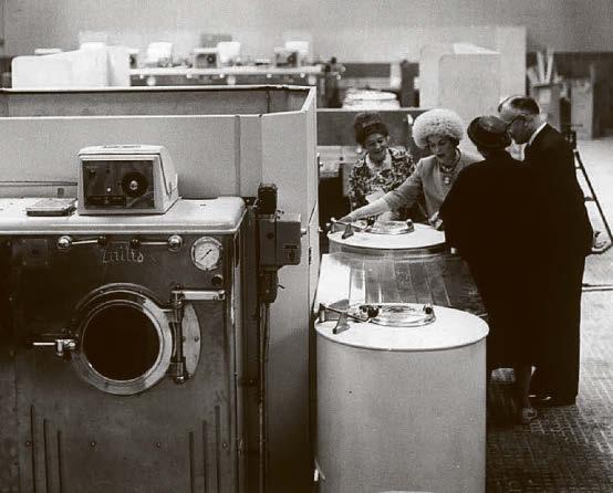 Public laundry's last cycle