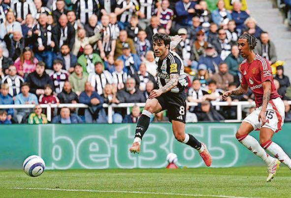 St James' super show is perfect tonic for boss