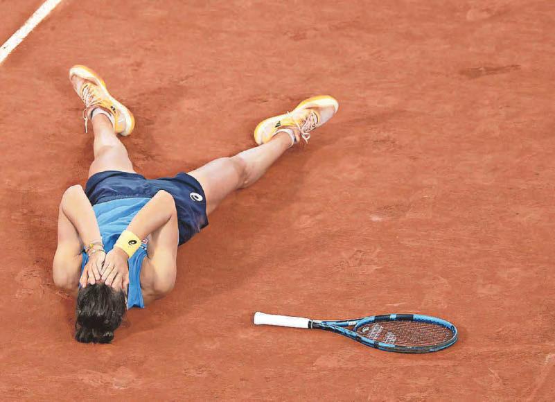 World number 361 stuns sixth seed