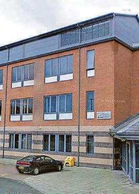 100 jobs lost as NHS call centres group calls in administrators