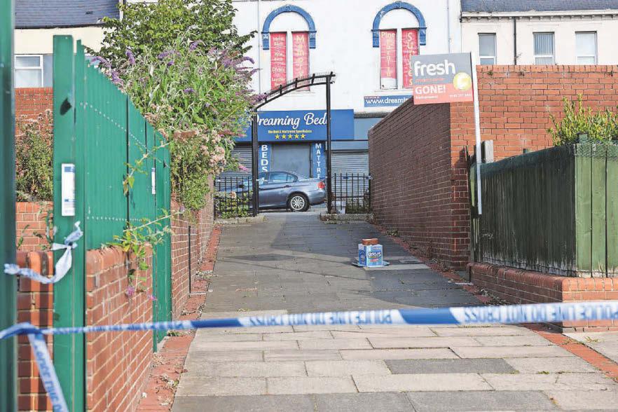 Three arrests after suspected armed disturbance in street