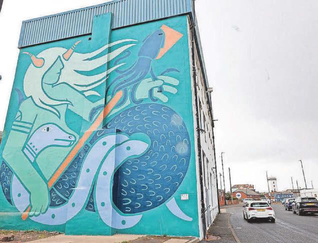 Murals create 'permanent legacy' for town in year of 800th anniversary celebrations
