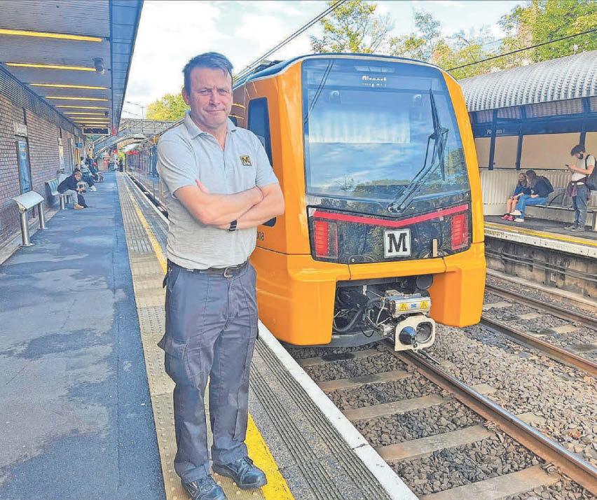 Newly trained Sean praises Metros as 'like driving a Rolls'