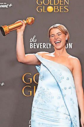 Stars enjoy Golden night