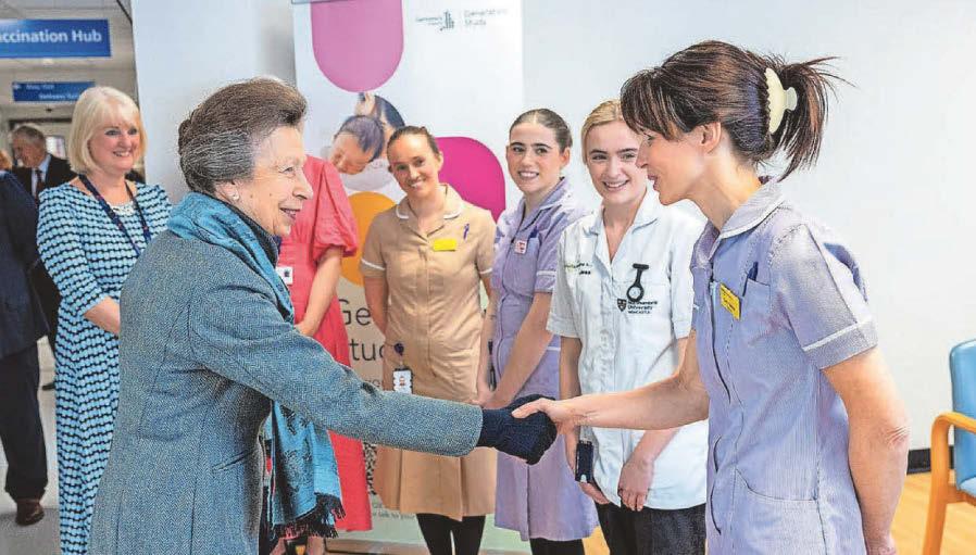 Princess visits staff and babies at maternity unit