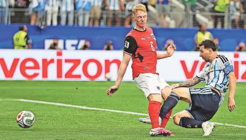 Race for Golden Boot hotting up