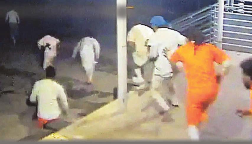 7 still on the run after midnight jailbreak