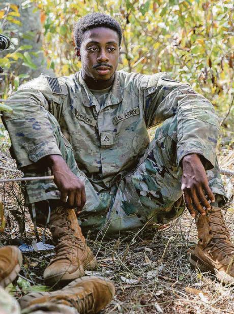 Soldier dismembered pregnant wife with a chainsaw