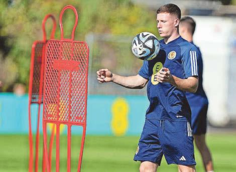 Elliot is not the new Gazza... we must let him do things his own way