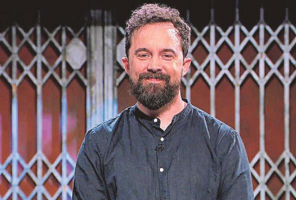 Wrestling entrepreneur enters the Dragons' Den