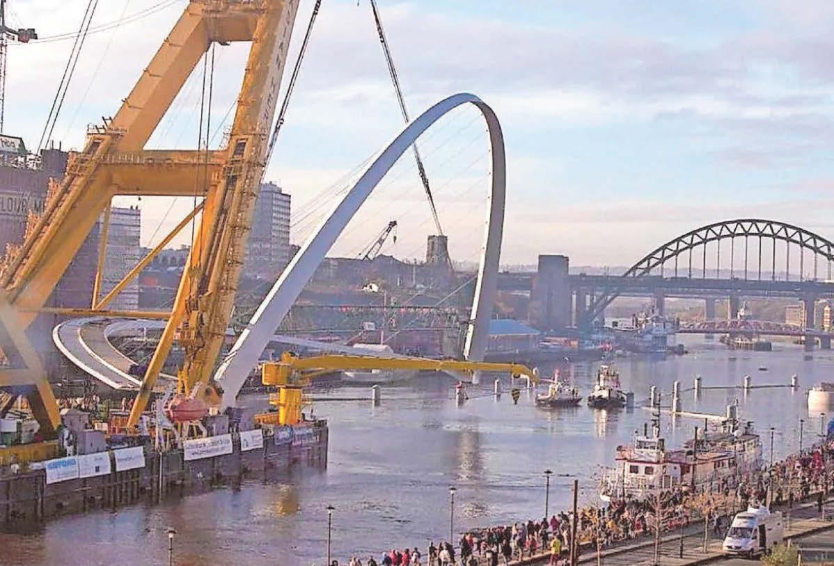 All eyes on the River Tyne as bridge was lowered into place