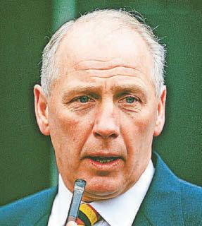 Durham Cricket salute former coach Gifford